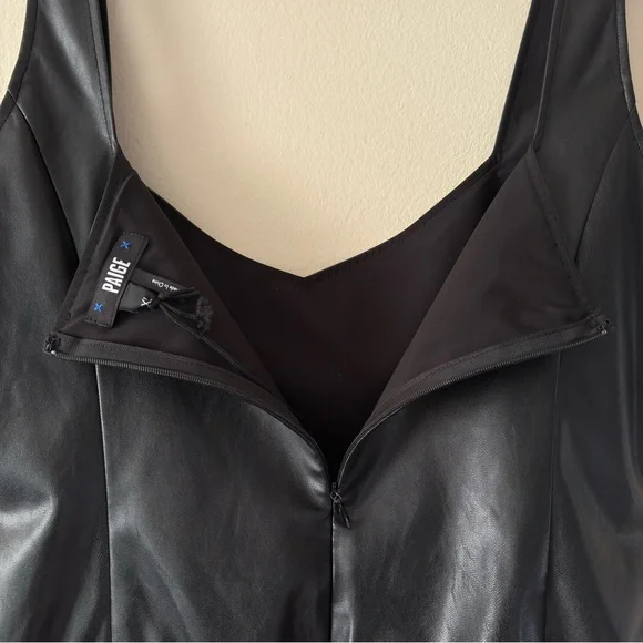 Paige Rinna Faux Leather V Neck Bodysuit Size XL - Picture 9 of 14